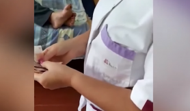 VIDEO REVOLTĂTOR // Un spital impune pacienții să dea bani pentru a cumpăra seringi